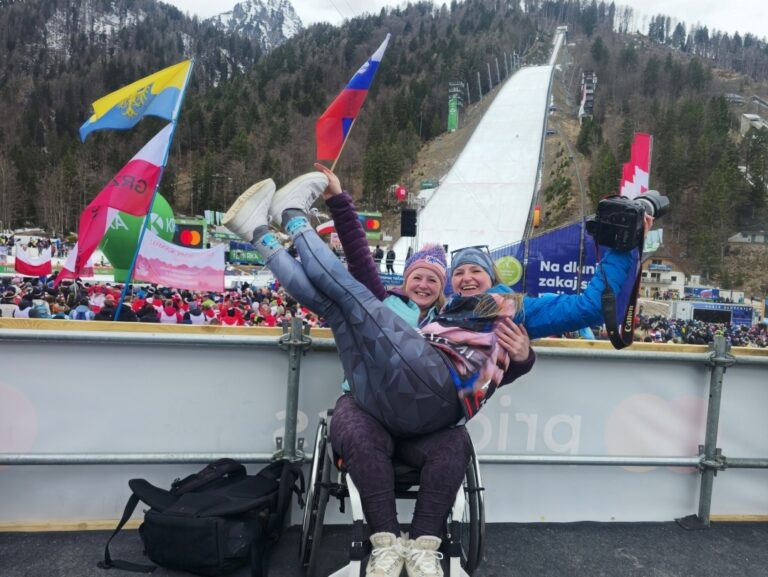 NA SMUČARSKIH SKOKIH V PLANICI